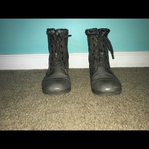 Cute Light Grey Booties